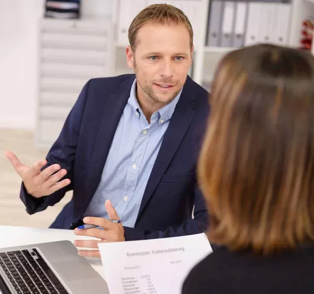 Beratung über neue Fenster für München vom Fensterbauer